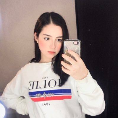 Valeria25076980's profile picture. 