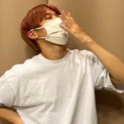 sh__longsleeper's profile picture. 