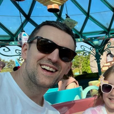 lewisbolwell's profile picture. 