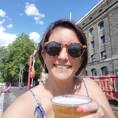 MrsMoon2410's profile picture. Wife- Mummy- Year 3 Teacher
❤️👨‍👩‍👦📚👩‍🏫❤️
Passionate about reading, pyjamas and coffee 📚 💤☕️