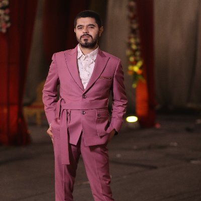 SpeaksNipunn's profile picture. Finance Doctorate a.k.a CA,
Bigg Boss Syndrome',
Spiritually Karmic👐 
Views Self-Authentic.