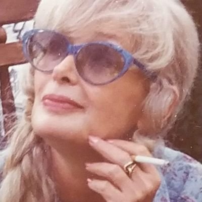 SylvieKeshet's profile picture. calling a spade a  fucking shovel