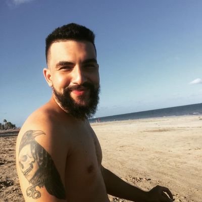 feliphe_rojas's profile picture. Nascido, criado e formado em João Pessoa, meu grande amor!
