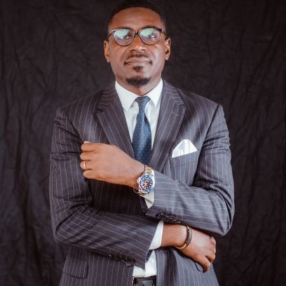 Dn_israelo1's profile picture. Shepherd, Adorateur, Agent de banque, Époux, Passionné de Jésus-Christ,...