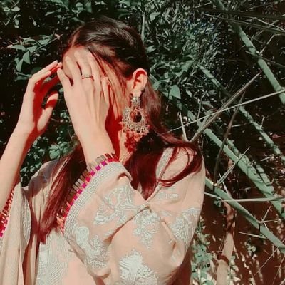 __Mirchi_'s profile picture. Mine Forever
@chal___nikl🌍❤️