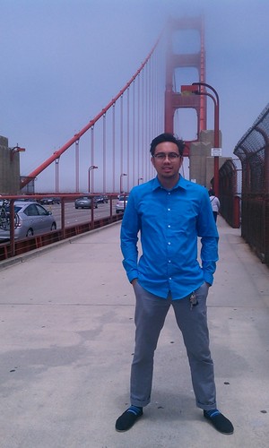 dennisravelo's profile picture. 