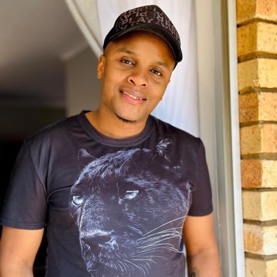 Di Karri is an International Dj/ Producer from South Africa 🇿🇦