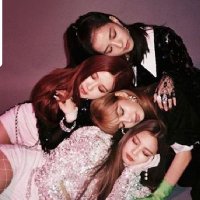 SHUTDOWN | ❤👻 (@sunshineblinkk) 's Twitter Profile