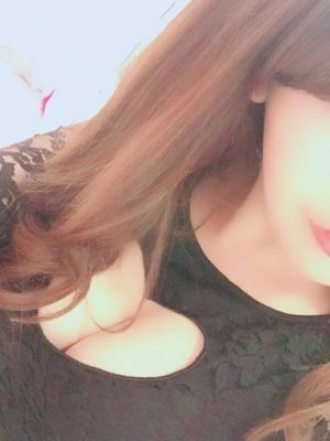 見ただけでヤリタイ!っておもう男の人たまにいるよね・・・💞 💛構ってもらえなくて 拗ねてるーーーーーー!!!🤗#指舐め