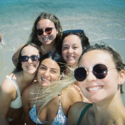 EmTamir's profile picture. 