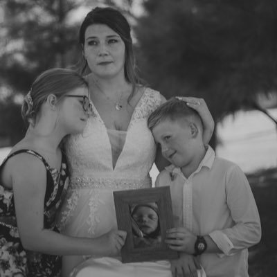 angelearthmom's profile picture. mom of 3, 2 on earth, and one in heaven. it’s time to end preventable stillbirth. #Cooperslight36