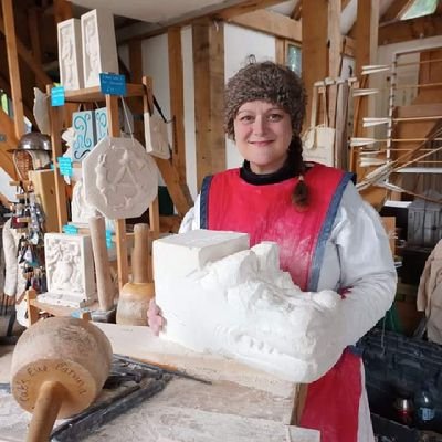 I sculpt & carve wood, stone and clay & I have been self-employed since 2005.
https://t.co/s4rVlqCICb
I swim for cancer research.