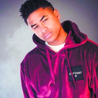 THE FIRST #TeamTorion Fan Page. Follow Him @TorionSellers! 🎙️#TeamTorionOrNothingAtAll since 8-2011