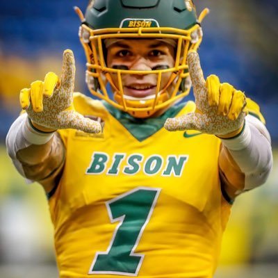 All business inquires @thesportsentgrp Green Bay Packer WR #9

💼 Professional Athlete ℹ️