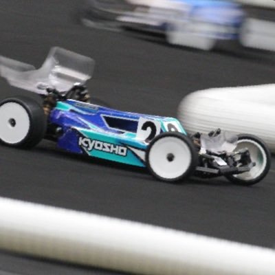 Team GB/KYOSHO RB7:ZX-7