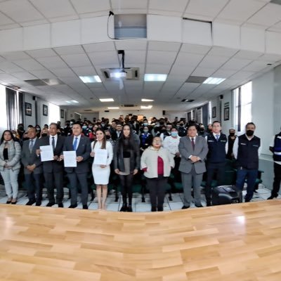 Comprometido con la formación de Profesionales Técnicos-Bachiller de Alto Nivel Competitivo.