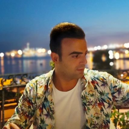 *AKLINI ÖZGÜR BIRAK*
İstanbul Üniversitesi İletişim Fakültesi👨🏻🎓