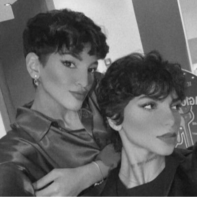 Z0MthfIyAHcyj69's profile picture. 