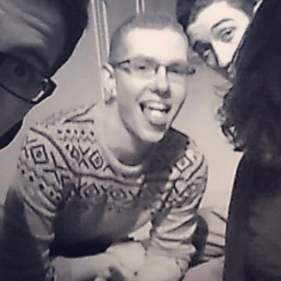 DoczFox's profile picture. 