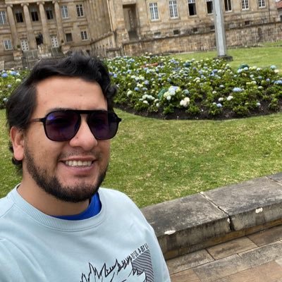 estebangq's profile picture. Politólogo #UN // Sólo busco un sinsentido