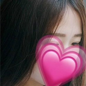 YOUKA29030356's profile picture. 会いたい 22さいFカップ💕 ネイリスト DMまってる お●ぱこ候補フォロー中　フォロバでメッセするね❤