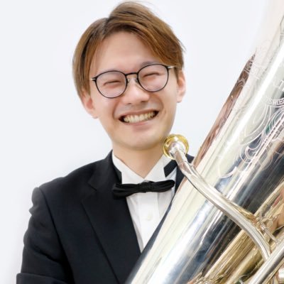 yu_yu_Tuba's profile picture. 電車の網棚の反対です。