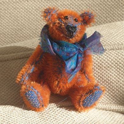 Hobby maker & seller of tiny mohair bears, based in the lovely county town of Hertford.