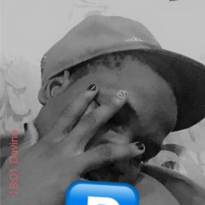 DAVINO___'s profile picture. Wizdom😎😎 Entertainer 💃|| Dancer||comedian||Patriarch||Football lover||.. Can't find my shii anywere else😾😎👽 DJUMCGZH