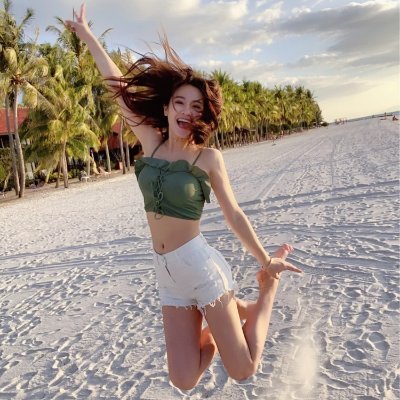 MM71322703's profile picture. travel read or listen to music