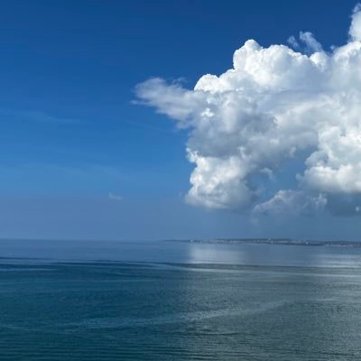 CUrcKg7AMh9sfc1's profile picture. 