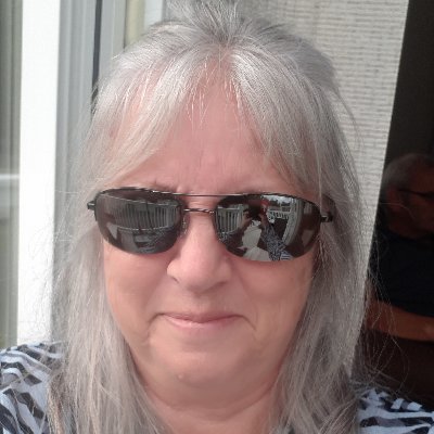 Wife, Mother, Nana, Sister, Friend ❤
My family are EVERYTHING to me ❤
66 years young ✌ Hate BS! I may swear at you if you're an idiot 🤬
RAF family
#UTB