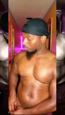 757 Master Sensual Massage Specialist. will Travel to you (Travel Fee)  1on1 sessions and groups. NO MEN