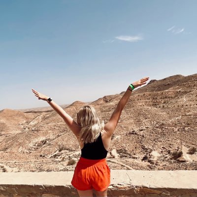 LoganeLambert's profile picture. 