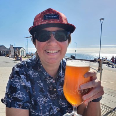 birdgate's profile picture. museums, football, penguins, beer. ‘very internet’. she/her. 🏳️🌈
