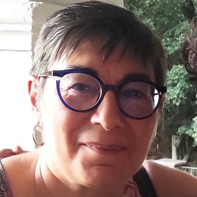 Ferroviària fent de sindicalista al Far West d Cat. Feminista. Comissió Executiva de CCOO Terres de Lleida. Delegada SS ADIF CCOO Lleida.
Crescuda a Badia dl V.