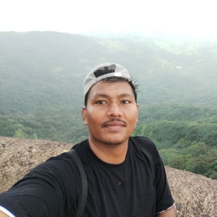 kshitizmishra's profile picture. Building Apps | On a $400 MRR → $1M ARR journey