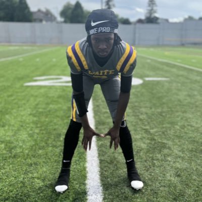 Waite High school📍Class of 24, CB and WR weight 140lbs and 5’9 🏈 #419-509-6133 email: Teklerod0225@gmail.com