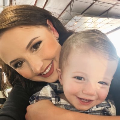 caitie_evans's profile picture. Mama to Calvin 💙 Working Mama 💪🏼 Wife 💍 Baker 👩🏼‍🍳 Faith Driven ✝️