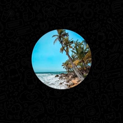 cadepetu's profile picture. Family is everything. I choose to live, laugh & love. #April6