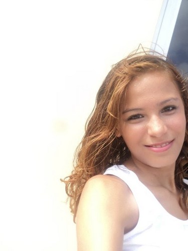 sou alegre,sou solidaria,sou amiga ,sou resposavel,sou ,bonita,inteligente,sou uma pessoua muito legal!!!!!!!!!!!!!!!!!!!!!