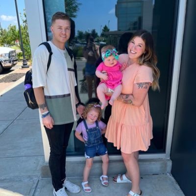 JkrolinRolin's profile picture. Faith Without Fear.