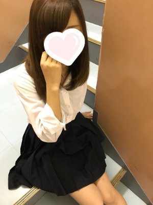 フォロワー減ってる（ ; ; ）👅パイズリの練習させてくれる人 🧡#自発ください