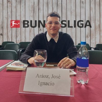 #Bundesliga y algo más. Jefe de contenidos de @MiBundesliga y @GenteDeDortmund. Parte de @OneFootball. Abogado y docente de @DerechoUBA