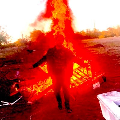 CluadiuMaxim's profile picture. Professional computer user. https://t.co/DokVdVROU8 https://t.co/1O1PbY6vzV