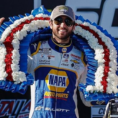 Loyal to My Fav Driver @chaseelliott #Di9 ALWAYS!
CHASE IS A INCREDIBLE RACECAR DRIVER ALSO A
• 18x RACE WINNER 
• 1x @NASCAR CUP CHAMPION
• 3x MOST POP DRIVER