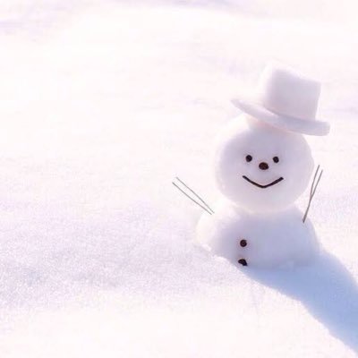 カラオケきちがいです。うたうのも聴くのもすき🙌🏻♬.*゚ 不定期ペースでオフ会やってたりもします ▶︎ ゆるカラ( @yuru_re0 ) 他趣味 ▶︎ ゲーム/ボドゲ/マダミス/謎解き/人狼/漫画/グルメ/酒/ダーツ/写真/アクセ/インテリア/セルフネイル/他