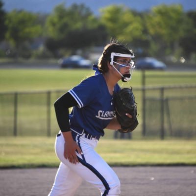 Resurrection High School ‘25 |Slammers 16u #17 RHP/3rd base | GPA: 4.0 | USSSA All American