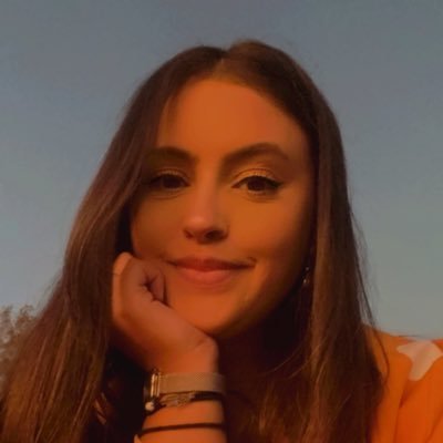 prilouise's profile picture. design - utfpr 🎨