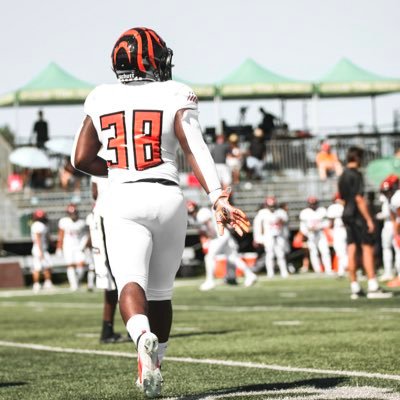 5’9 || 205 || LB || RCC Football 🐅🐅🐅