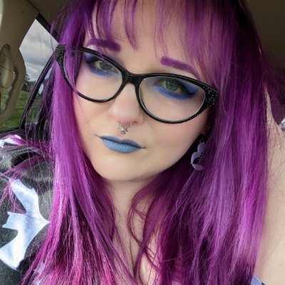 nanecakes's profile picture. 